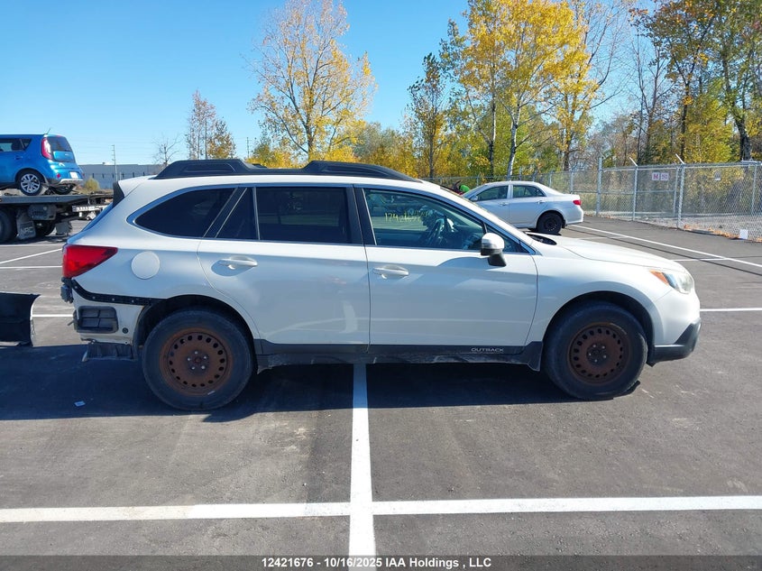 2015 Subaru Outback 3.6R Touring Package VIN: 4S4BSFDC1F3239683 Lot: 12421676