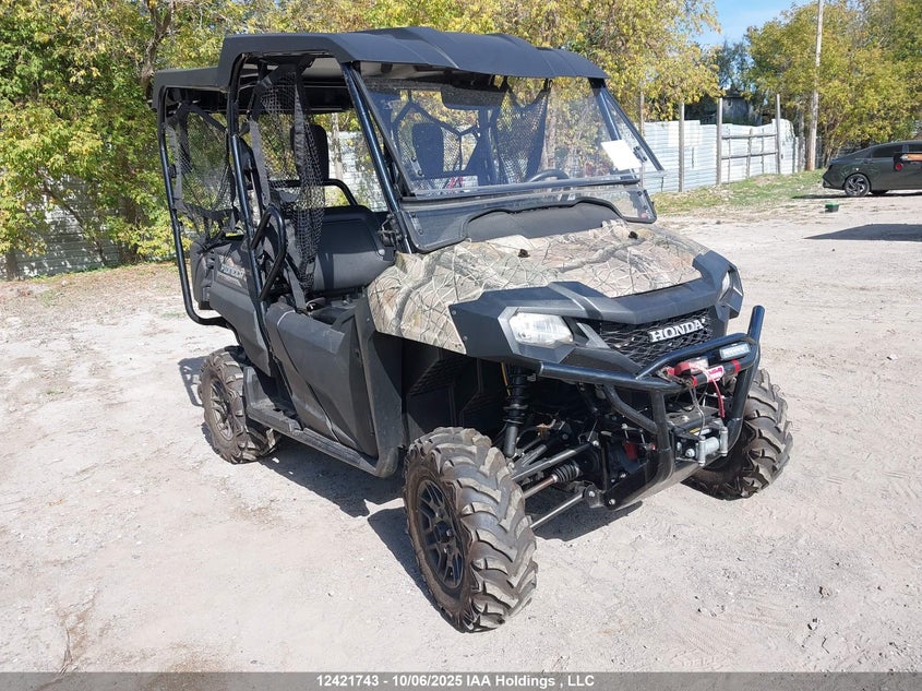 1HFVE02S0H4300234 2017 Honda Sxs700 M4D auction photo 1