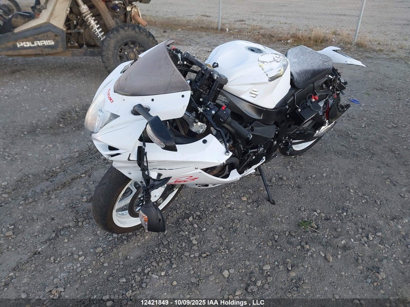 JS1GN7FA7L7100904 2020 SUZUKI GSX-R photo no. 2