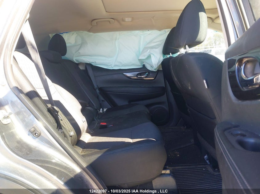 5N1AT2MV4JC706686 2018 NISSAN ROGUE photo no. 8