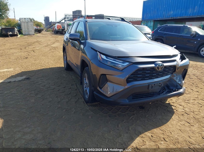 2022 TOYOTA RAV 4 RAV4 XLE/XLE PREMIUM | 2T3R1RFV3NC288452