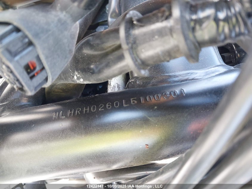 MLHRH0260L5100301 2020 HONDA CB photo no. 14
