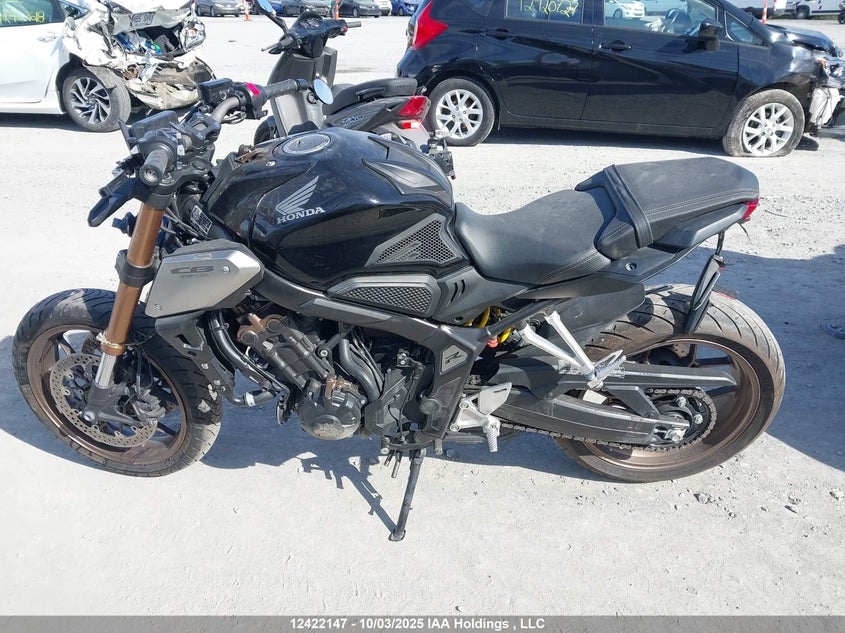 MLHRH0260L5100301 2020 HONDA CB photo no. 16