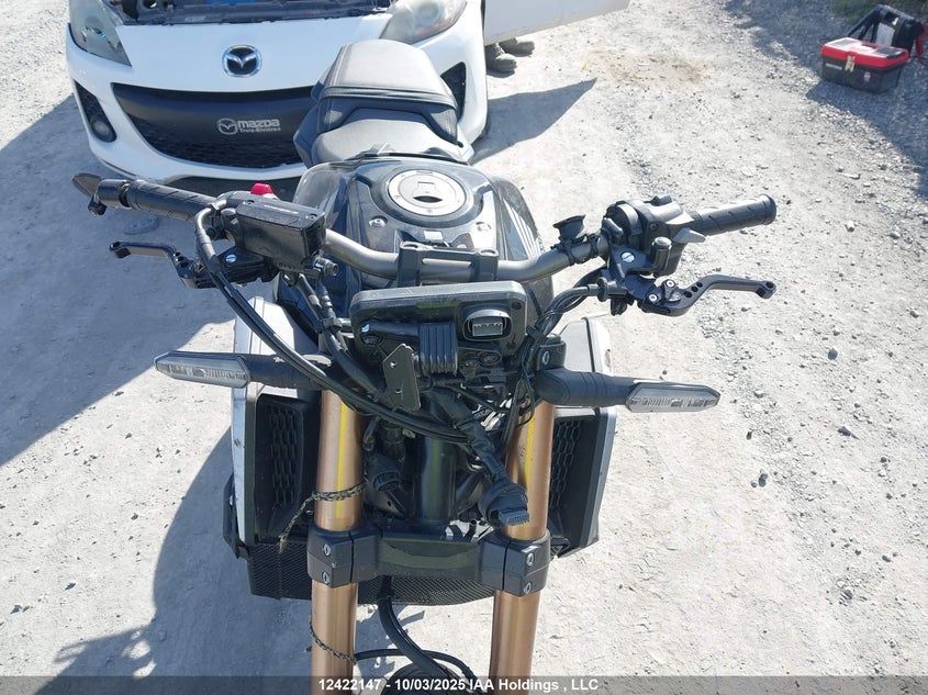 MLHRH0260L5100301 2020 HONDA CB photo no. 17
