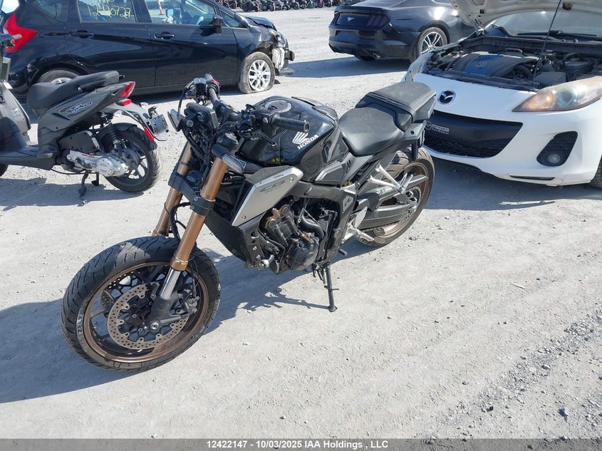 MLHRH0260L5100301 2020 HONDA CB photo no. 2