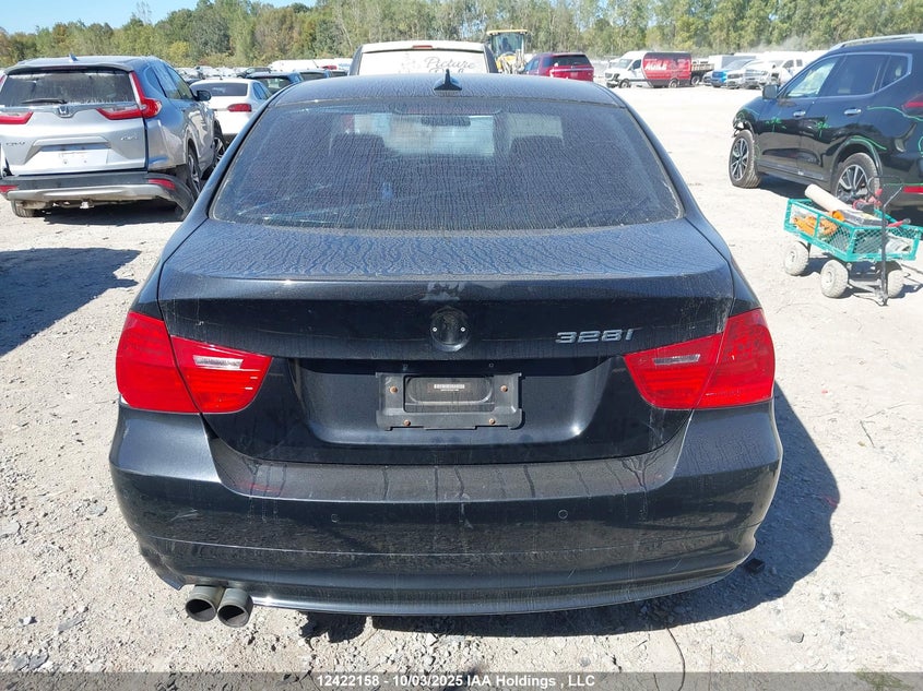 WBAPK7C57BA773485 2011 BMW 3ER photo no. 16