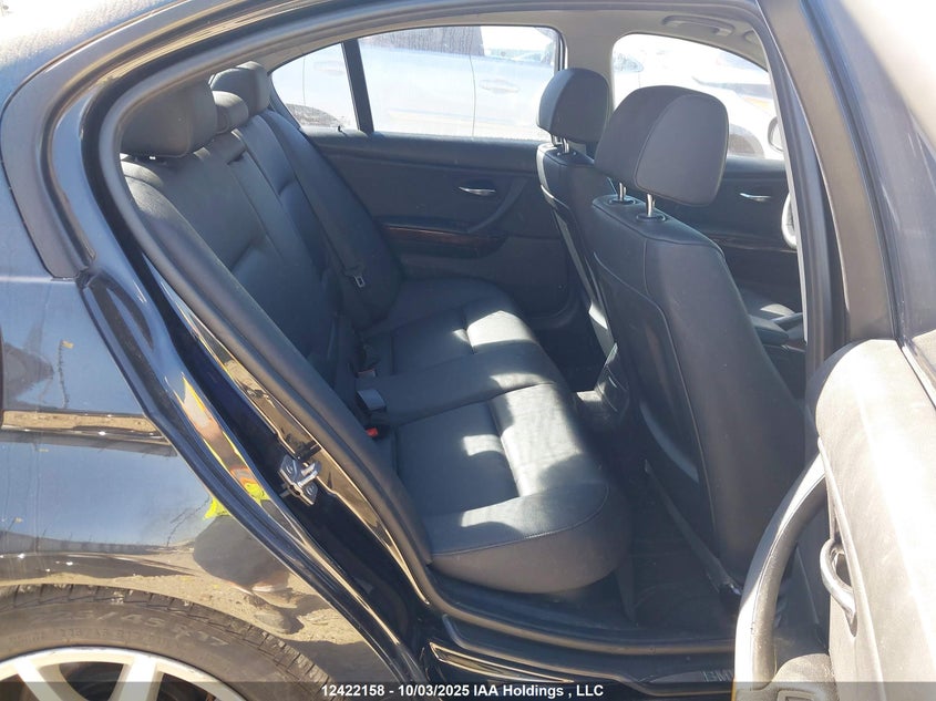 WBAPK7C57BA773485 2011 BMW 3ER photo no. 8