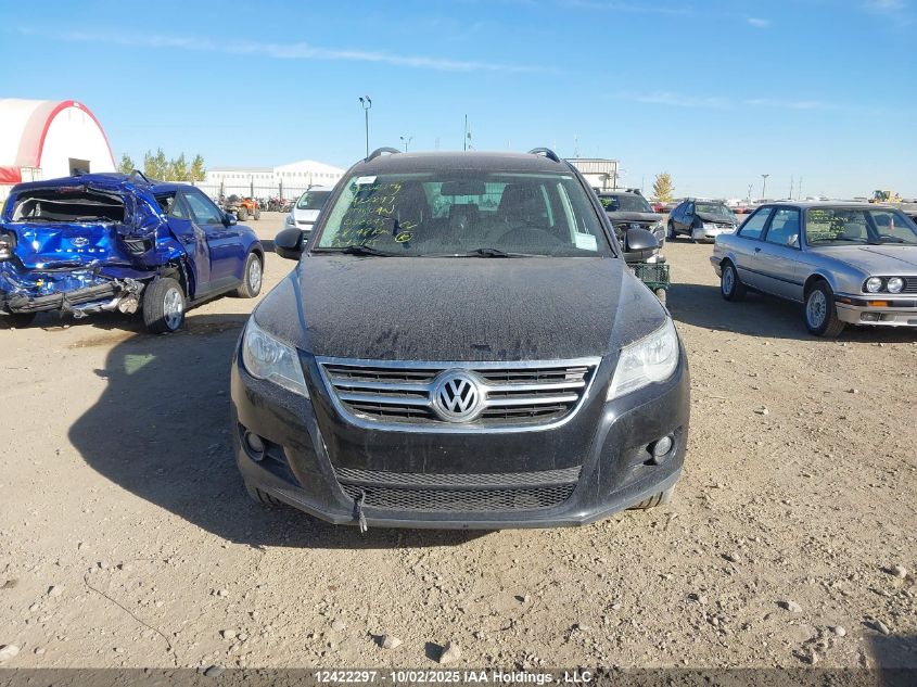 2010 Volkswagen Tiguan 2.0 Tsi Comfortline/2.0 Tsi Highline/2.0 Tsi Trendline VIN: WVGBV9AX2AW002045 Lot: 12422297