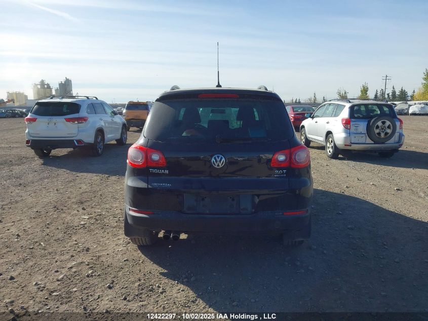 2010 Volkswagen Tiguan 2.0 Tsi Comfortline/2.0 Tsi Highline/2.0 Tsi Trendline VIN: WVGBV9AX2AW002045 Lot: 12422297