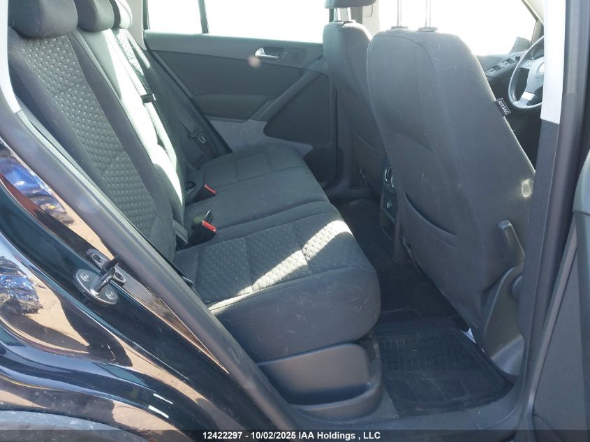 2010 Volkswagen Tiguan 2.0 Tsi Comfortline/2.0 Tsi Highline/2.0 Tsi Trendline VIN: WVGBV9AX2AW002045 Lot: 12422297