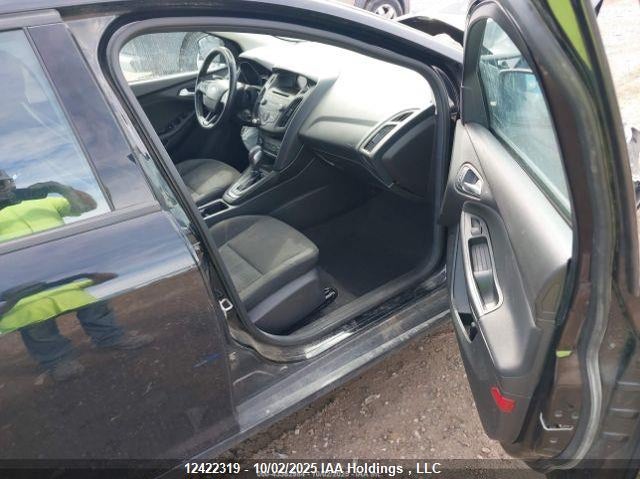 2017 Ford Focus Se VIN: 1FADP3K21HL200561 Lot: 12422319