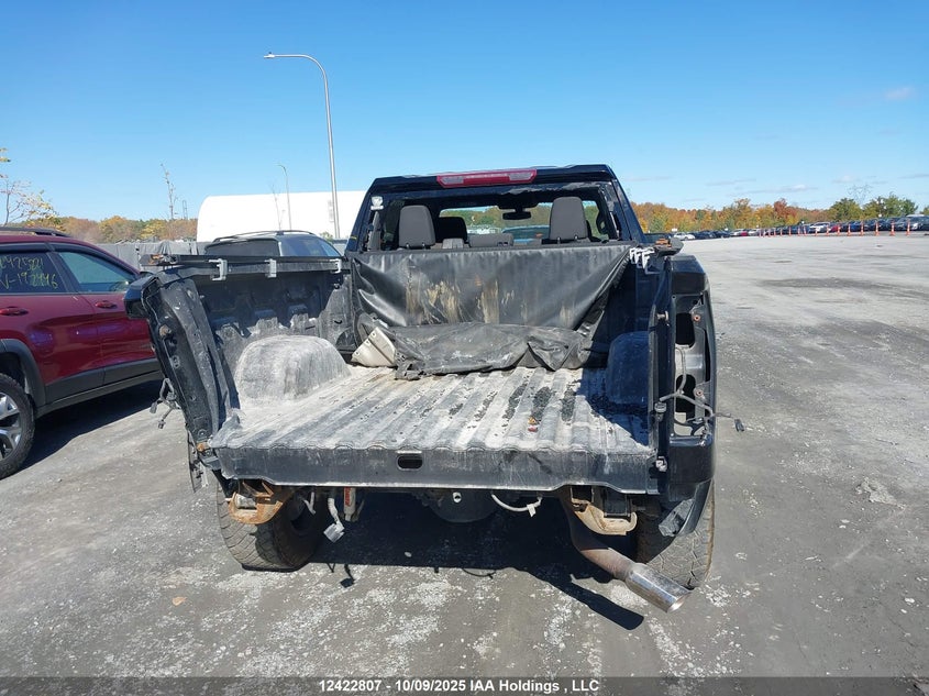 1GTU9AED6NZ204510 2022 GMC SIERRA photo no. 17
