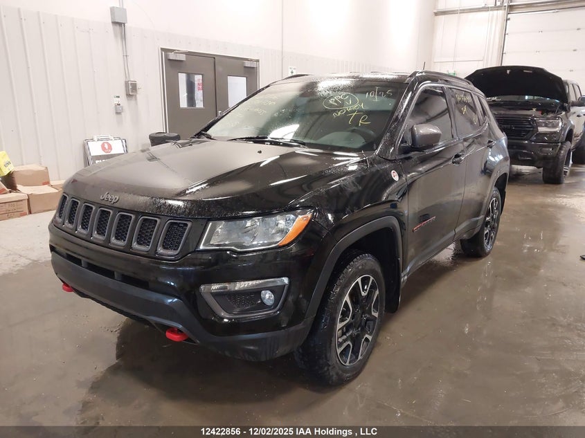 3C4NJDDB1MT598730 2021 JEEP COMPASS photo no. 2