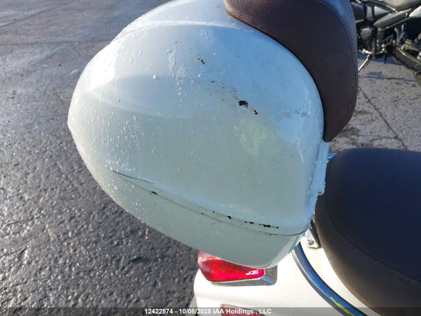 2018 Vespa Primavera 50 4V Ie VIN: ZAPC536B6J5103175 Lot: 12422874