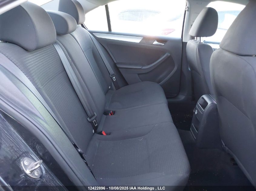 2015 Volkswagen Jetta 2.0L Trendline/2.0L Trendline+ VIN: 3VW1K7AJ8FM222691 Lot: 12422896