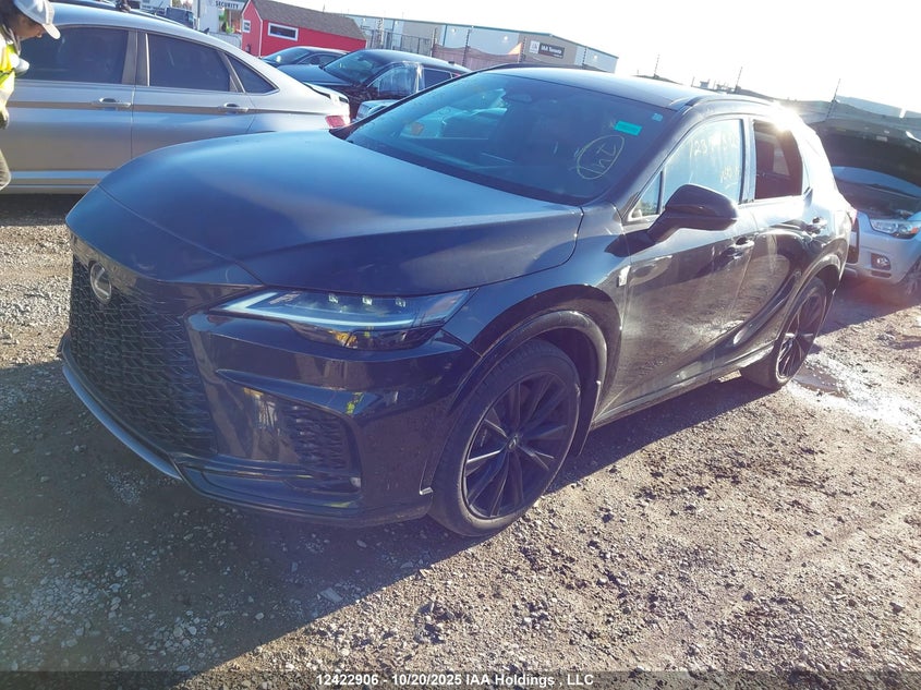 2T2BCMEA6PC005420 2023 LEXUS RX photo no. 2