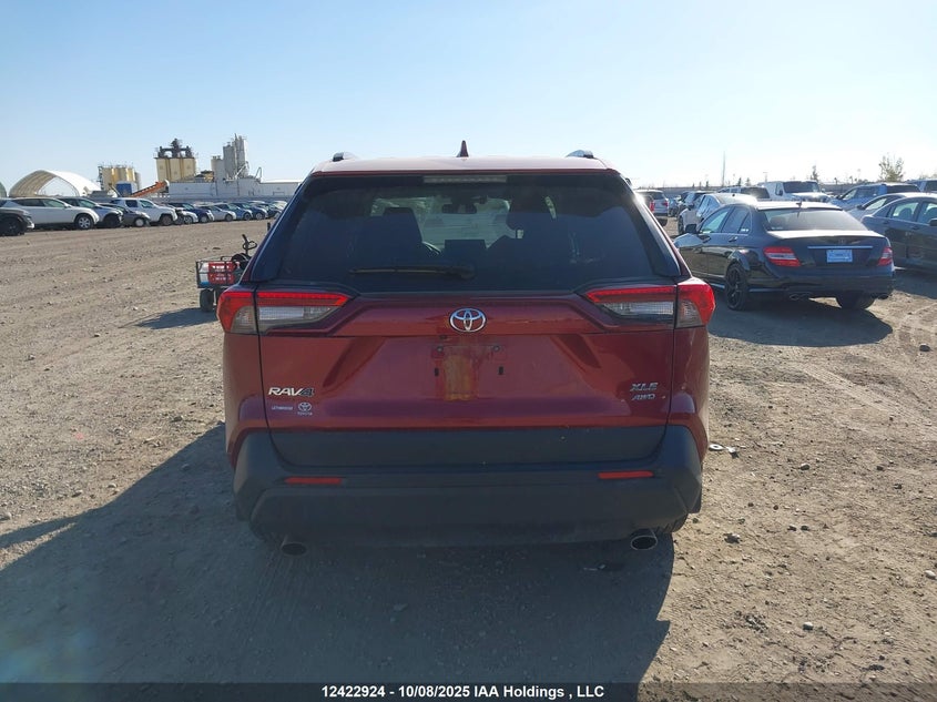 2T3R1RFV7MC159256 2021 TOYOTA RAV 4 photo no. 16