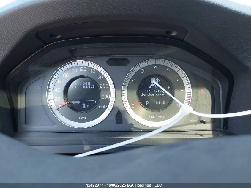 2011 Volvo S60 T6 VIN: YV1902FH7B2011076 Lot: 12422977