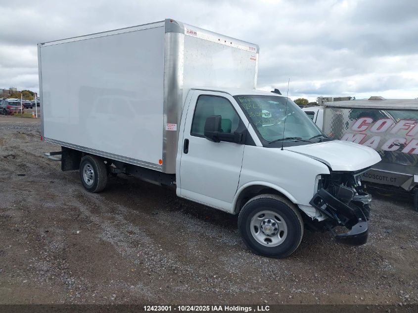 2025 Chevrolet Express 2500