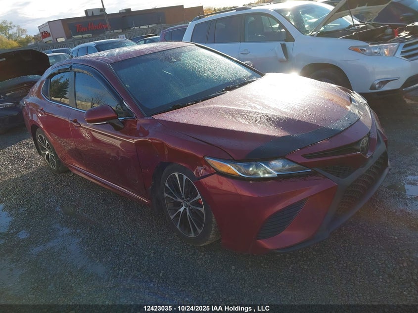 4T1B11HK1JU604048 2018 TOYOTA CAMRY photo no. 24
