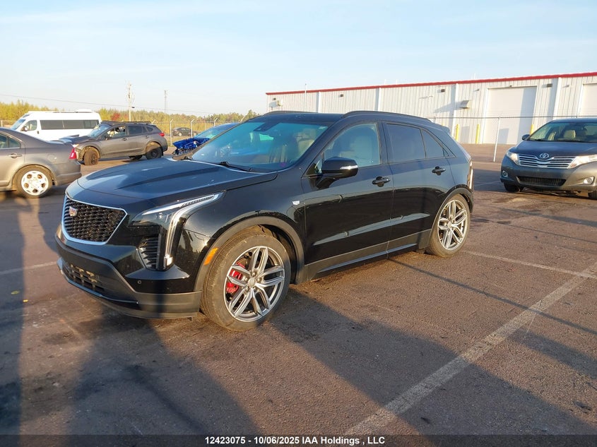 1GYFZFR49MF003369 2021 CADILLAC XT4 photo no. 2