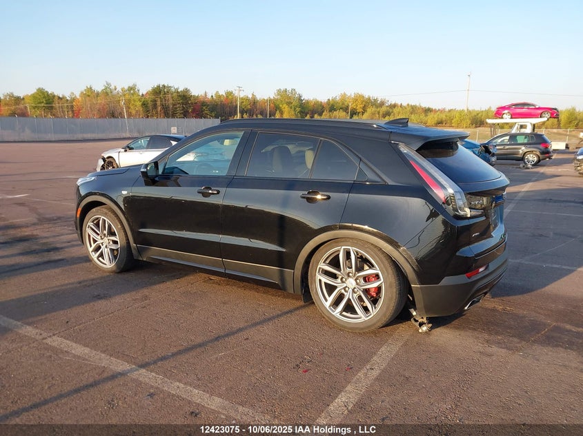 1GYFZFR49MF003369 2021 CADILLAC XT4 photo no. 3