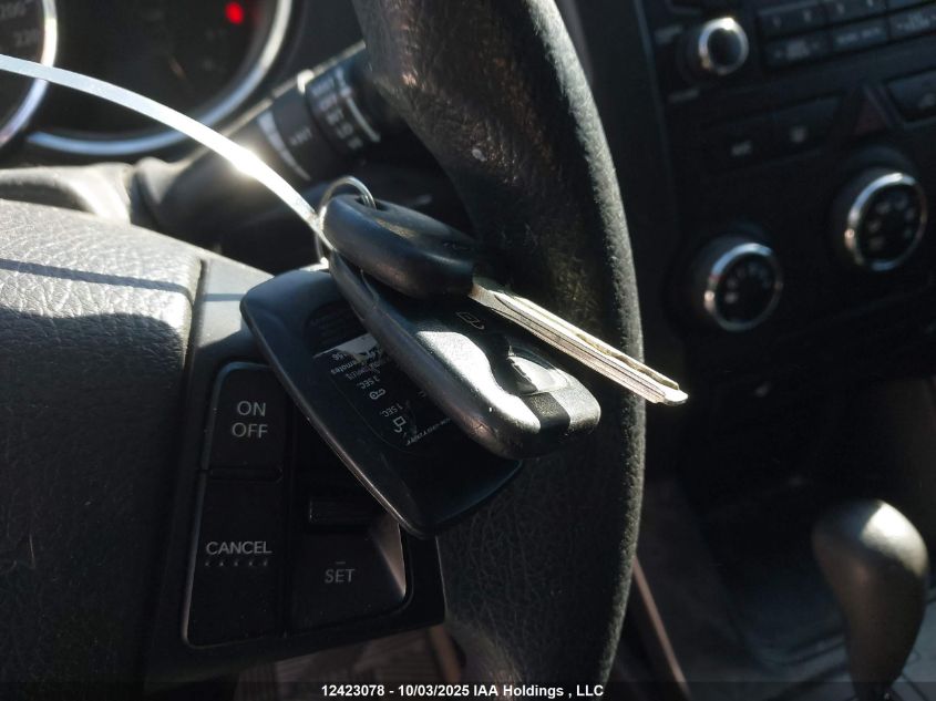 2011 Kia Sorento Lx VIN: 5XYKT3A1XBG138697 Lot: 12423078