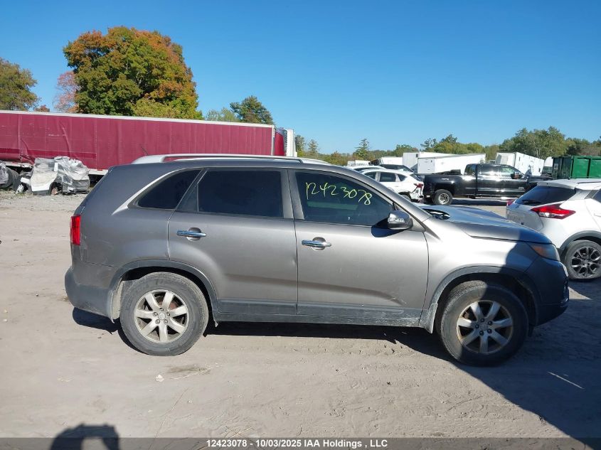 2011 Kia Sorento Lx VIN: 5XYKT3A1XBG138697 Lot: 12423078
