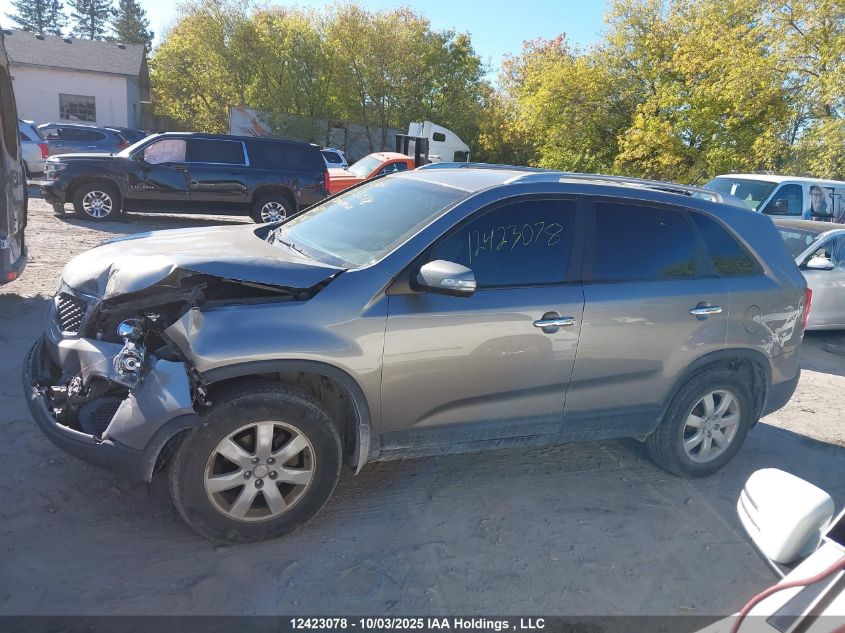 2011 Kia Sorento Lx VIN: 5XYKT3A1XBG138697 Lot: 12423078