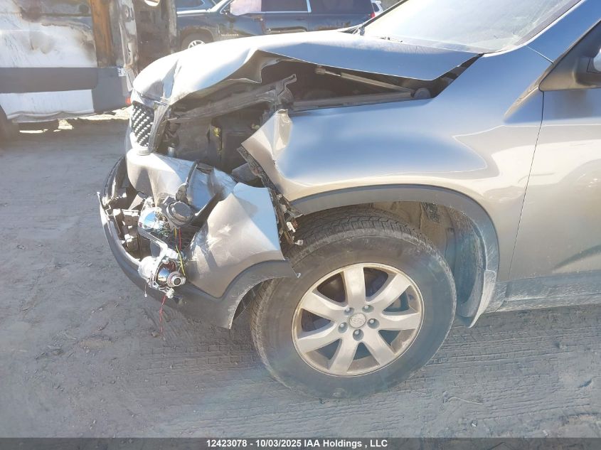 2011 Kia Sorento Lx VIN: 5XYKT3A1XBG138697 Lot: 12423078