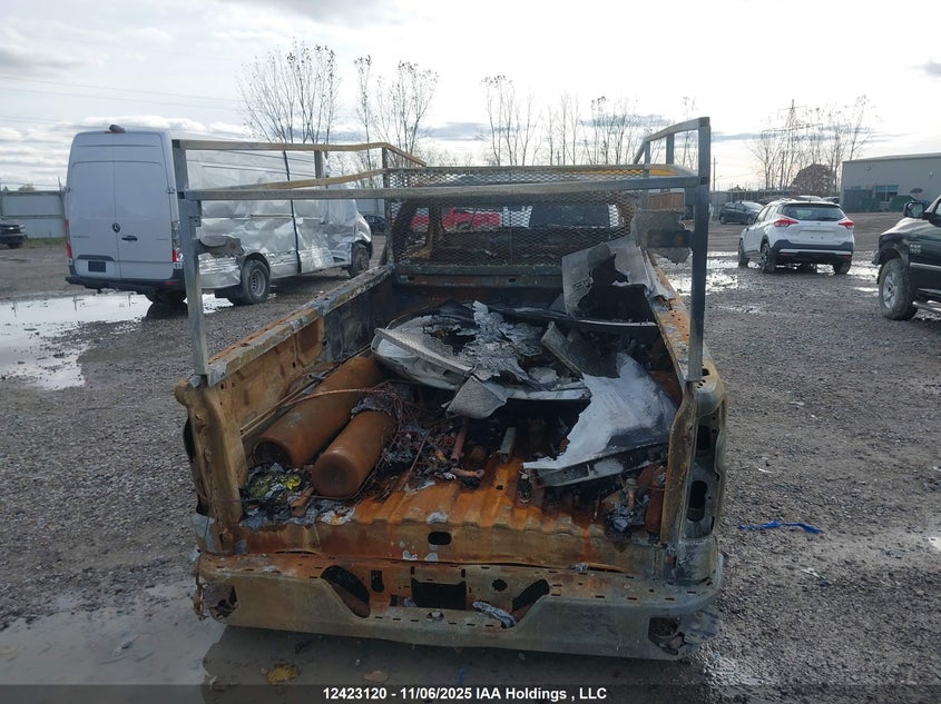 3GCNWAEH3KG224032 2019 CHEVROLET SILVERADO photo no. 16