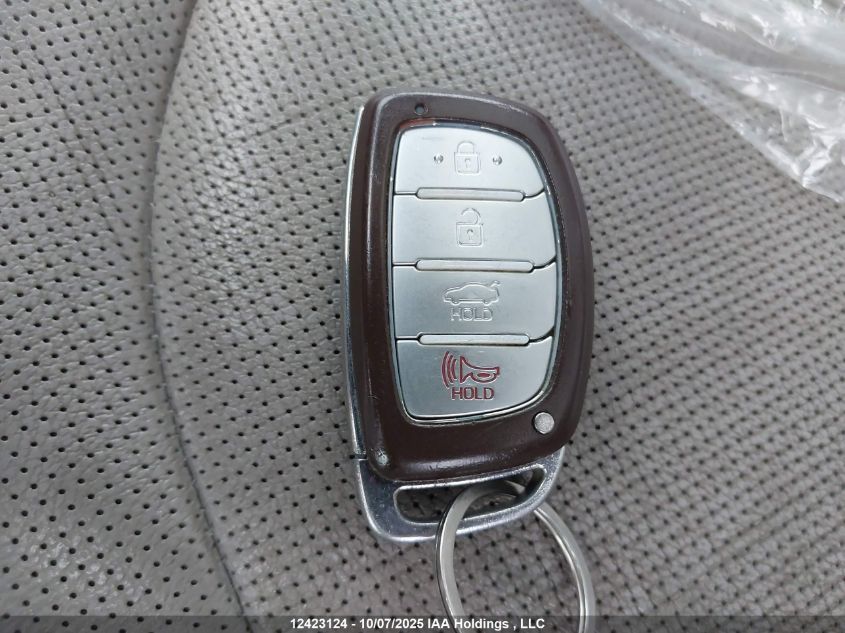 2017 Hyundai Sonata Hybrid Limited VIN: KMHE34L12HA056628 Lot: 12423124