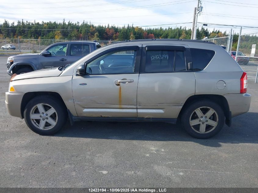 2010 Jeep Compass Sport/North VIN: 1J4NF4FB5AD552960 Lot: 12423194