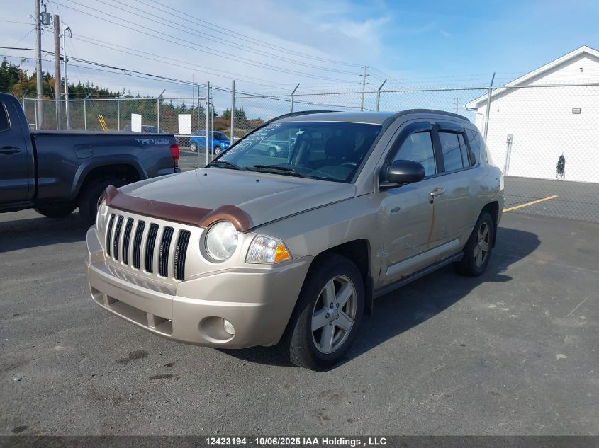 2010 Jeep Compass Sport/North VIN: 1J4NF4FB5AD552960 Lot: 12423194