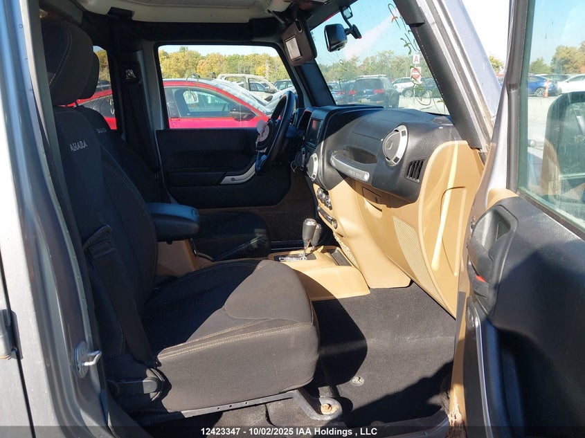 1C4BJWEG9JL852880 2018 JEEP WRANGLER photo no. 5