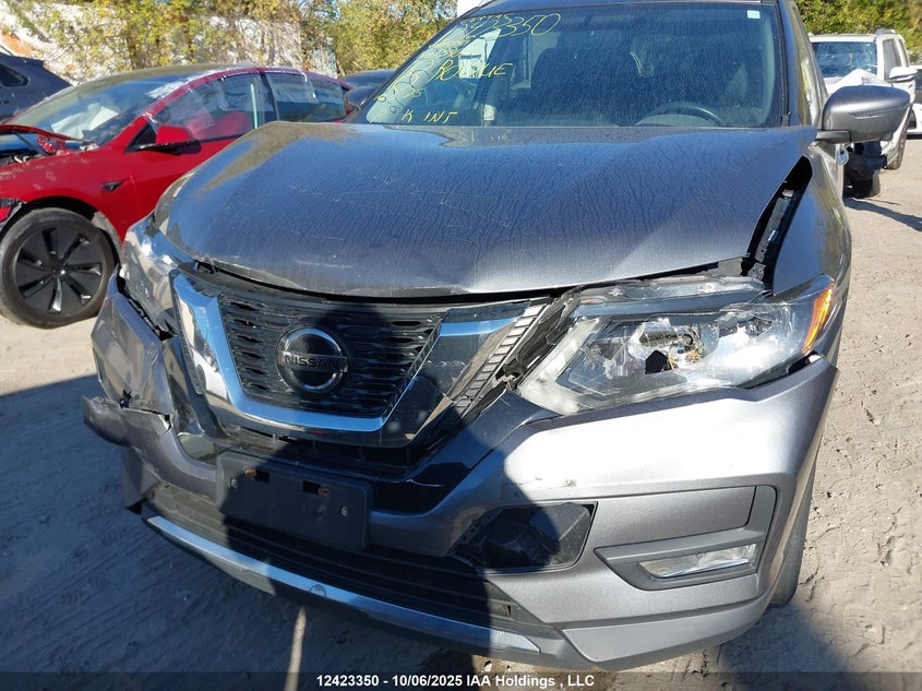 5N1AT2MVXJC845950 2018 NISSAN ROGUE photo no. 12