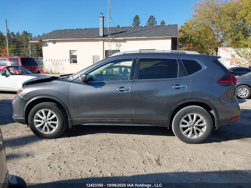 5N1AT2MVXJC845950 2018 NISSAN ROGUE photo no. 15