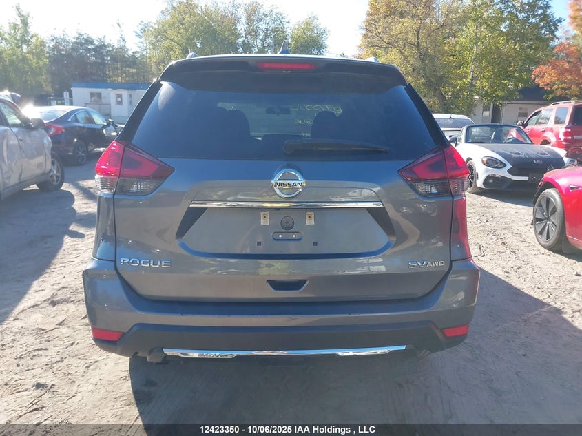 5N1AT2MVXJC845950 2018 NISSAN ROGUE photo no. 17