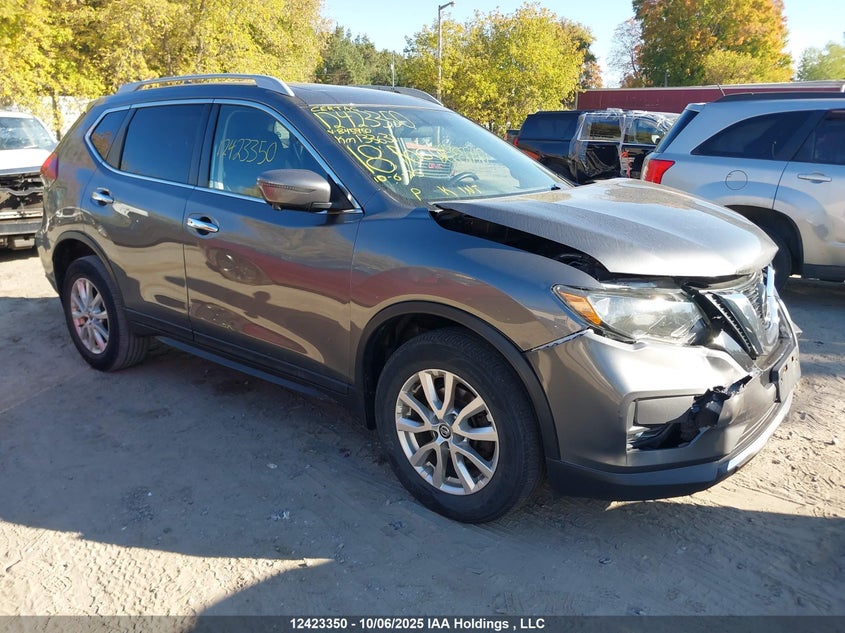 5N1AT2MVXJC845950 2018 NISSAN ROGUE photo no. 2