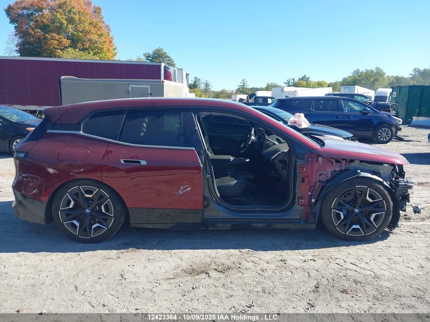 2023 BMW Ix xDrive50 VIN: WB523CF06PCL82001 Lot: 12423364
