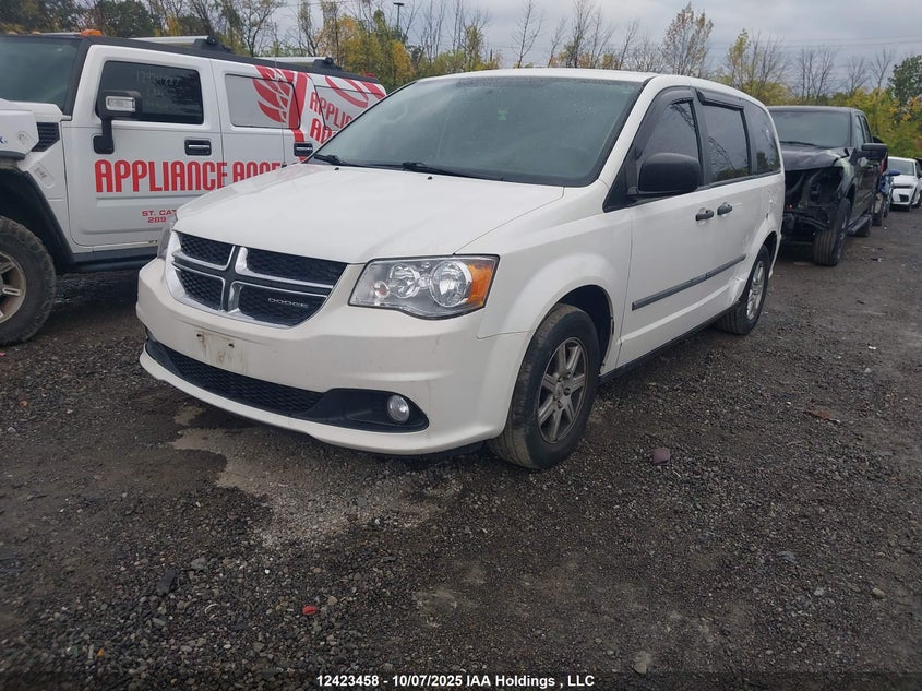 2D4RN4DGXBR674076 2011 DODGE CARAVAN photo no. 2