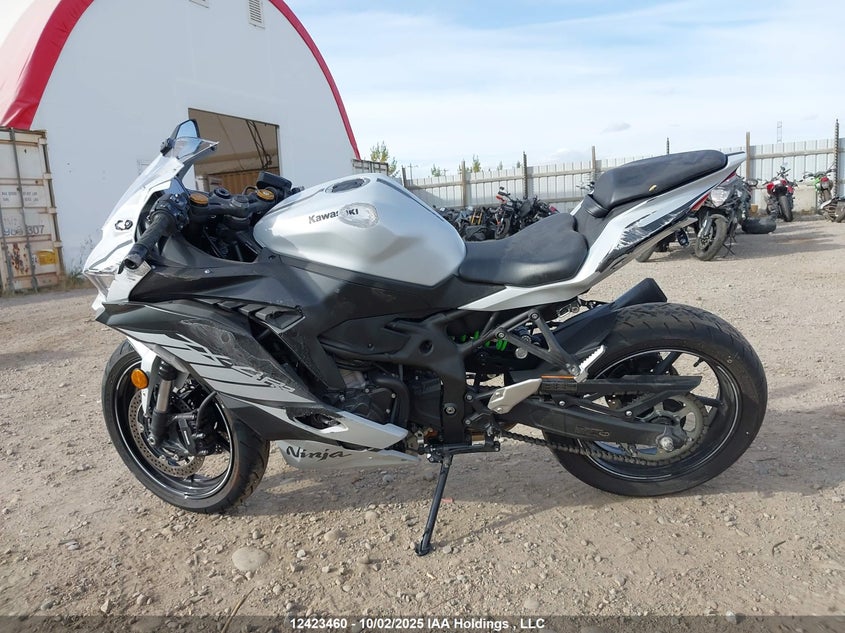 2025 Kawasaki Zx400 S VIN: ML5ZXCS1XSDA37625 Lot: 12423460
