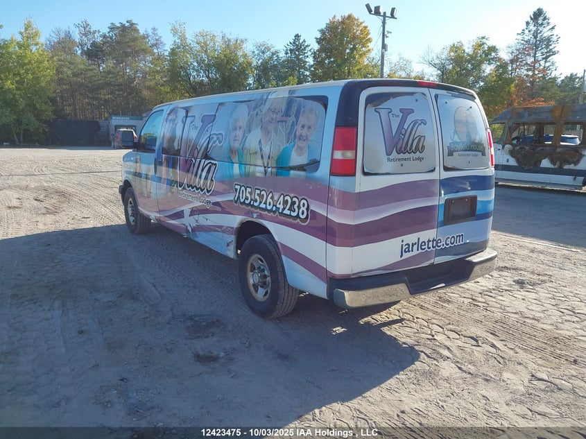 1GAHG39K491178966 2009 CHEVROLET EXPRESS photo no. 3