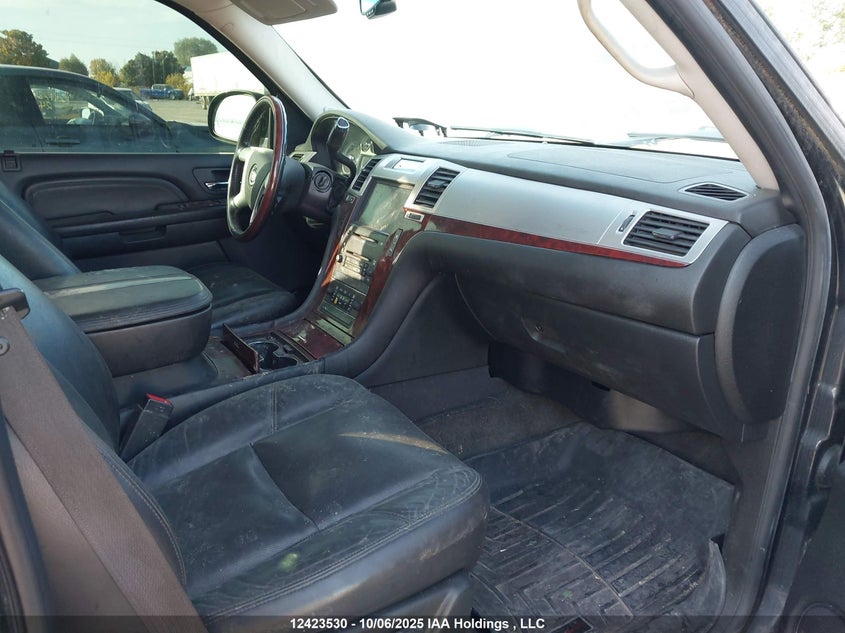 1GYFK668X7R253959 2007 CADILLAC ESCALADE photo no. 5