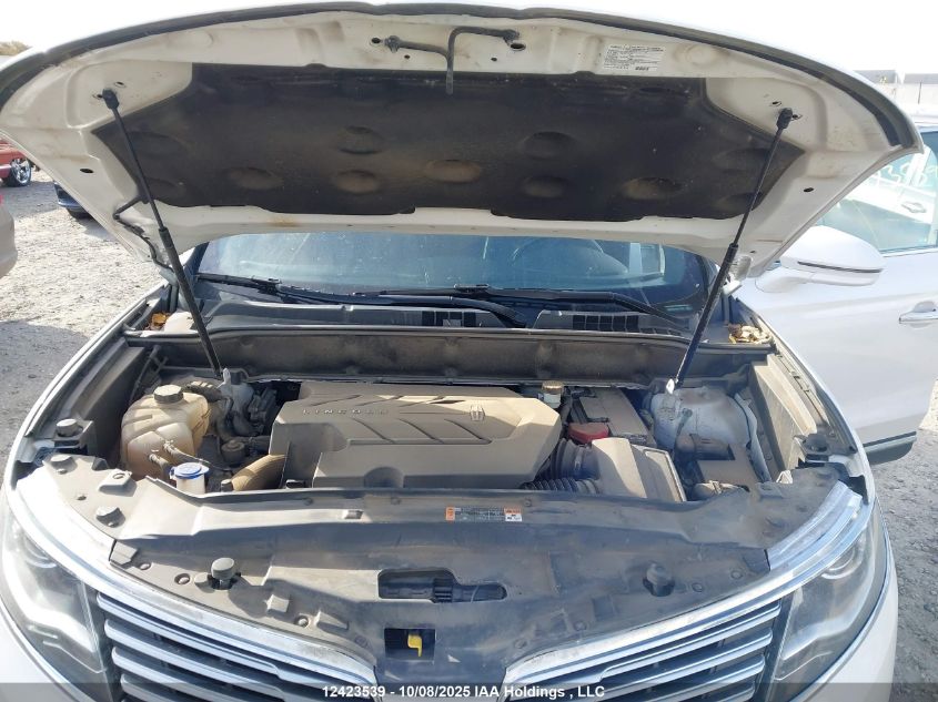 2017 Lincoln Mkx Reserve VIN: 2LMPJ8LPXHBL17930 Lot: 12423539