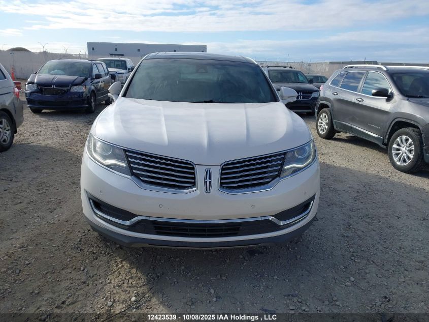 2017 Lincoln Mkx Reserve VIN: 2LMPJ8LPXHBL17930 Lot: 12423539