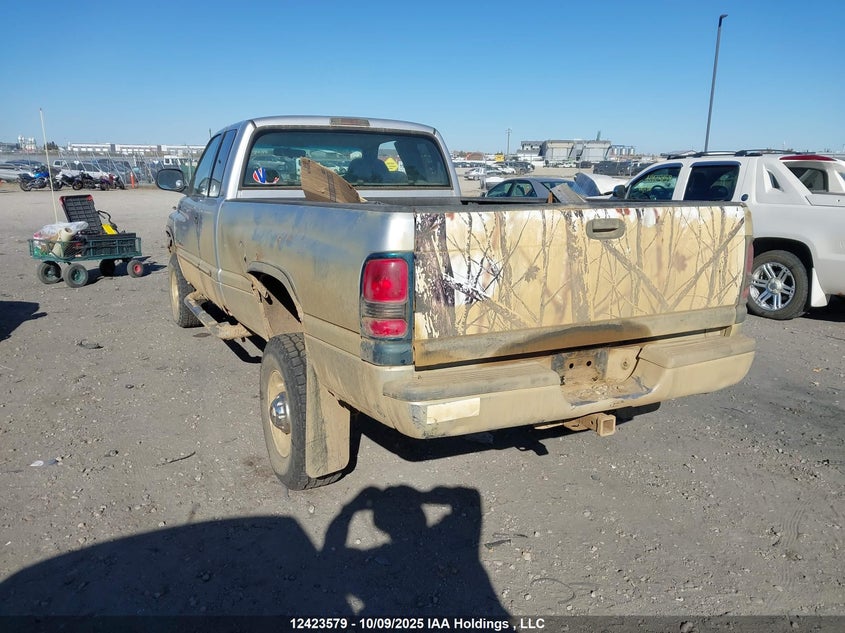 1B7KF23Z01J585221 2001 DODGE RAM photo no. 3