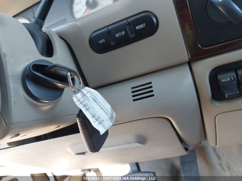 2007 Ford F350 Super Duty VIN: 1FTWW33P07EA86071 Lot: 12423623