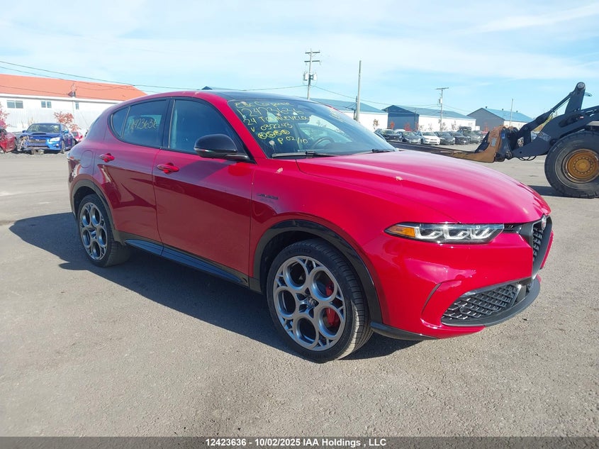 ZASPATDW3R3032243 2024 Alfa Romeo Tonale Veloce auction photo 1