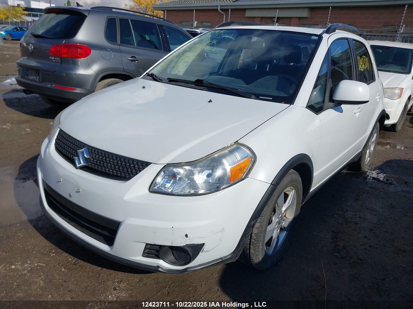 JS2YB5A29B6300863 2011 SUZUKI SX4 photo no. 2